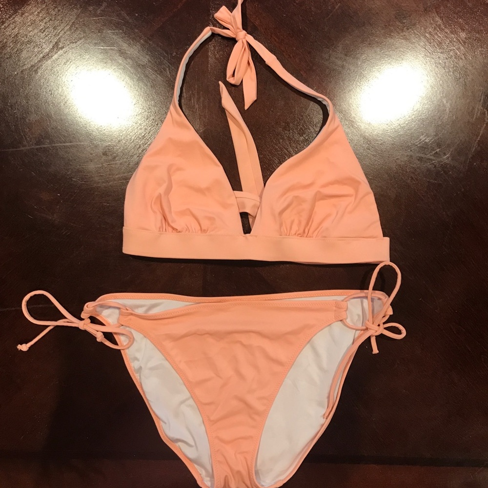Swim suit